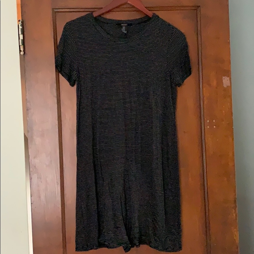 T-shirt dress forever 21